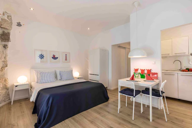 13_adorable_airbnb_apartments_in_split_for_under_60_per_night_6_c9315c43bb