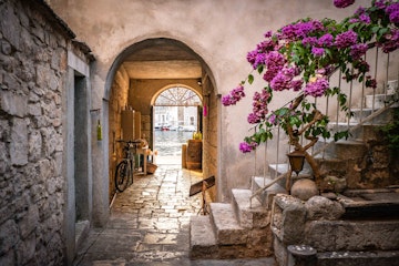 5_advantages_of_mid_week_sailing_in_croatia_1_448a8e02f6