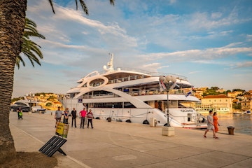 5_top_advantages_of_small_ship_cruising_in_croatia_1_d218f1494b