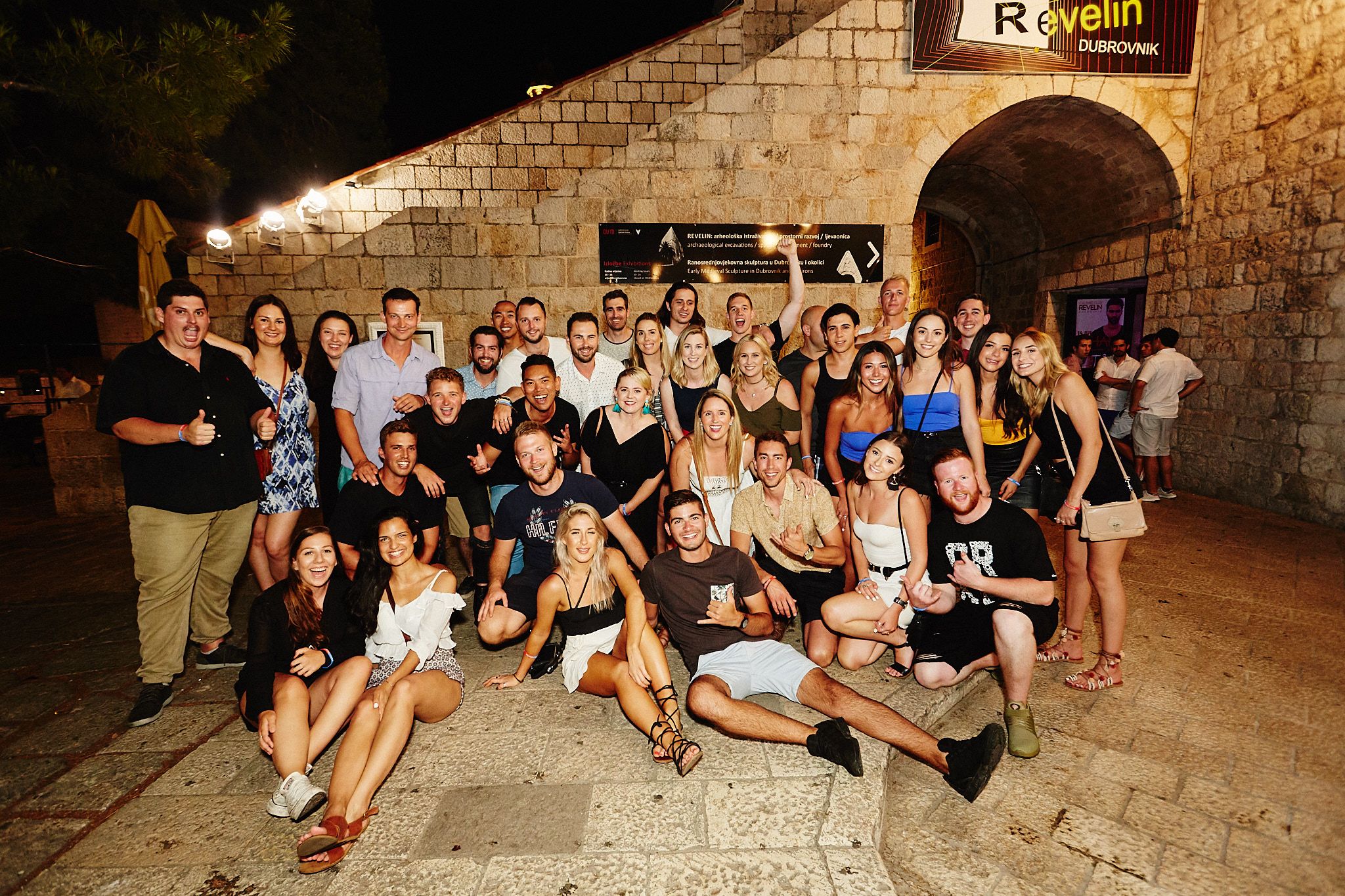 7_bars_in_dubrovnik_that_you_absolutely_must_drink_at_6_675e7fd05d