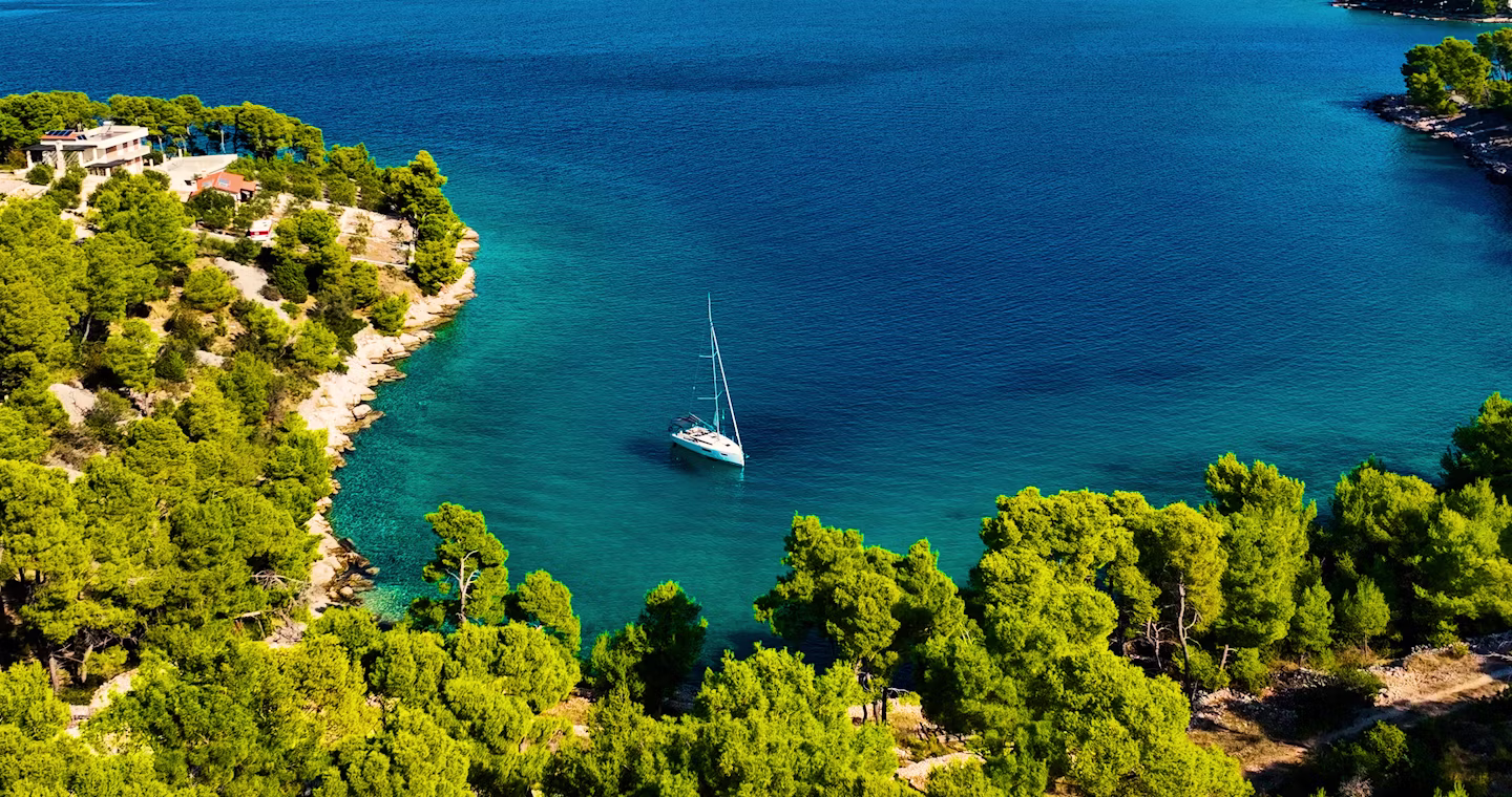 Blue Spirit Jeanneau Sun Odyssey 350