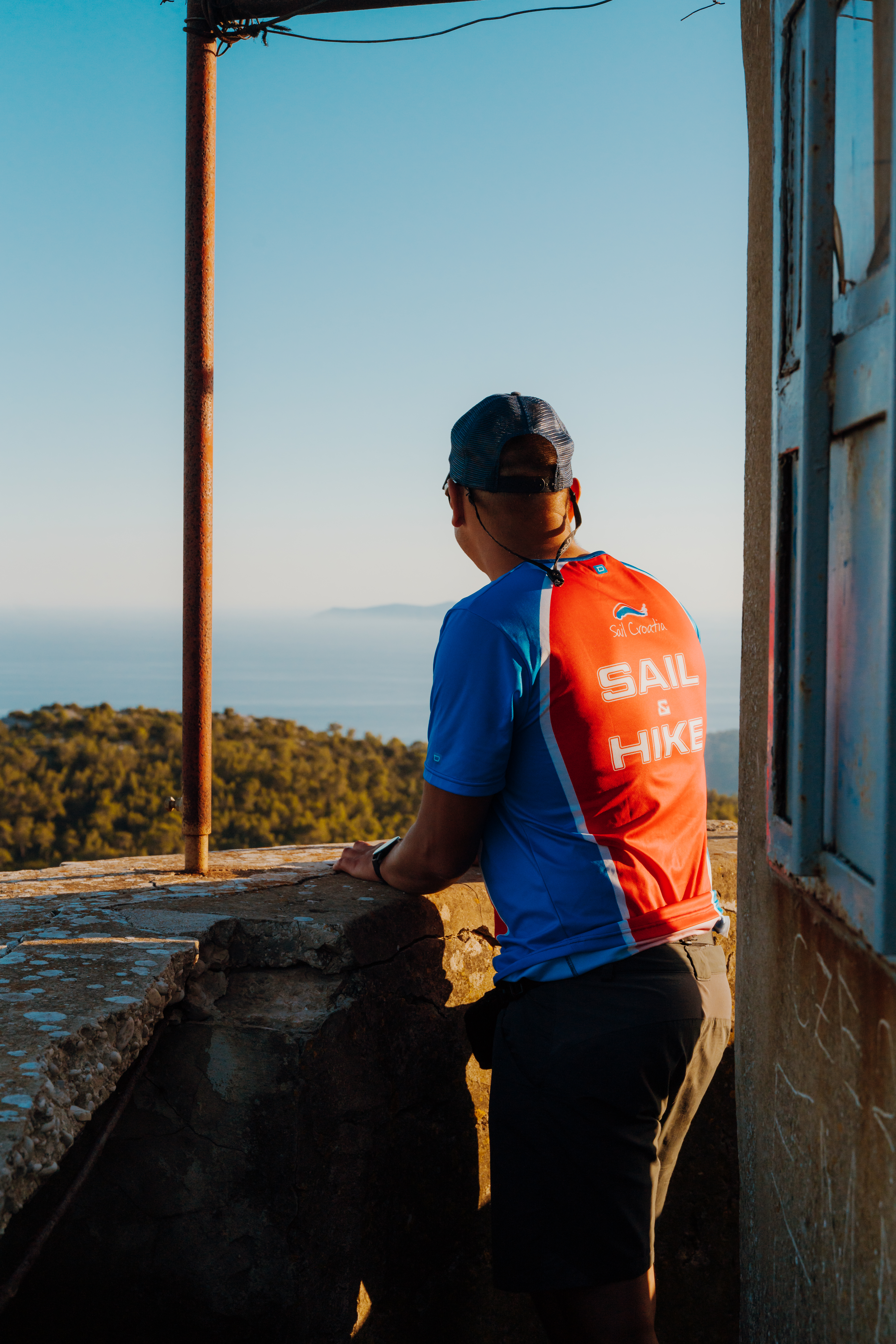 Experienced Hike Guide