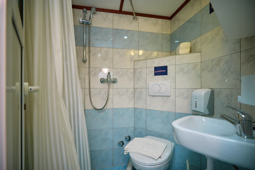 ENSUITES