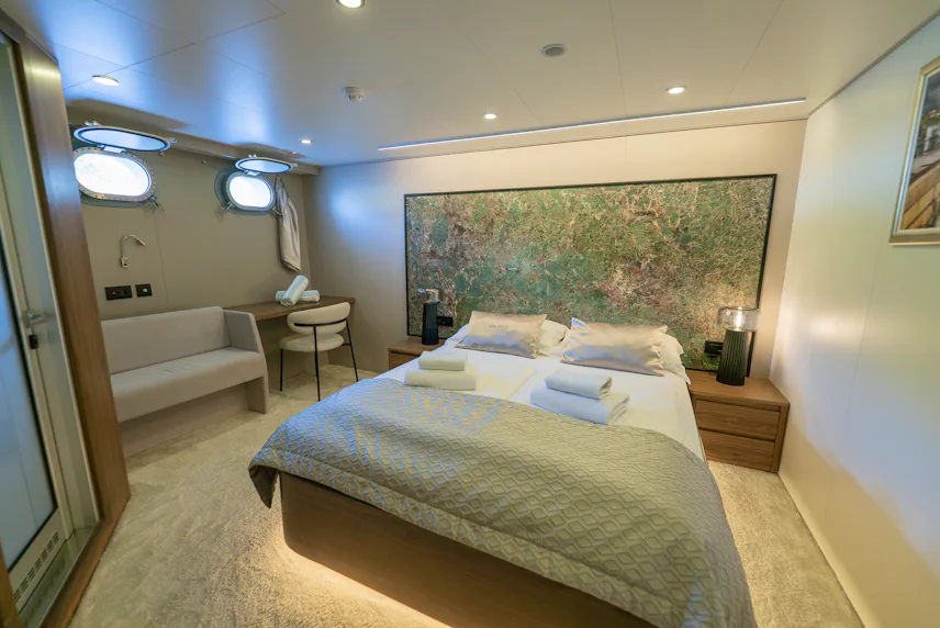 CABINS