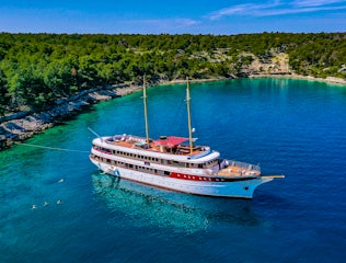 7 Nights Accommodation