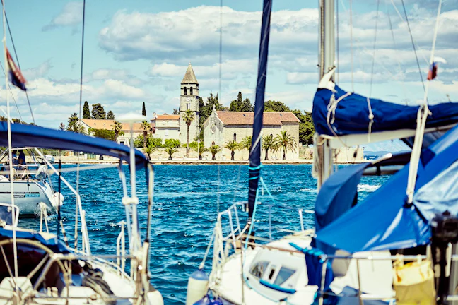 a_day_in_the_life_of_a_private_yacht_tour_6_d19fb7393e
