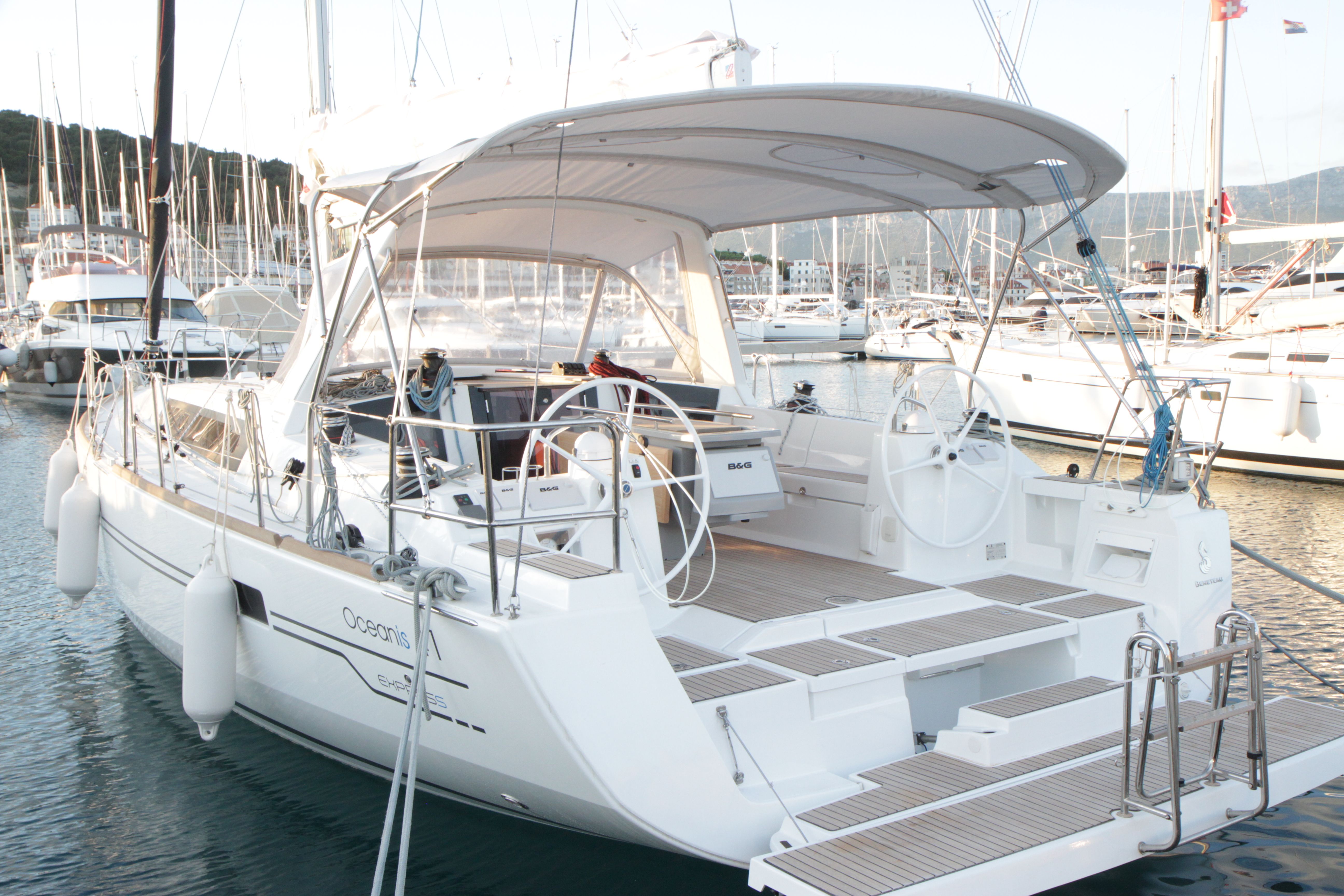 beneteau_oceanis_ideal_families_small_group_sailing_3_6ef336d9fa