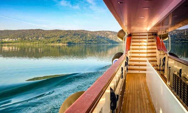 What Is The Advantage Of Booking My Cruise In Advance?