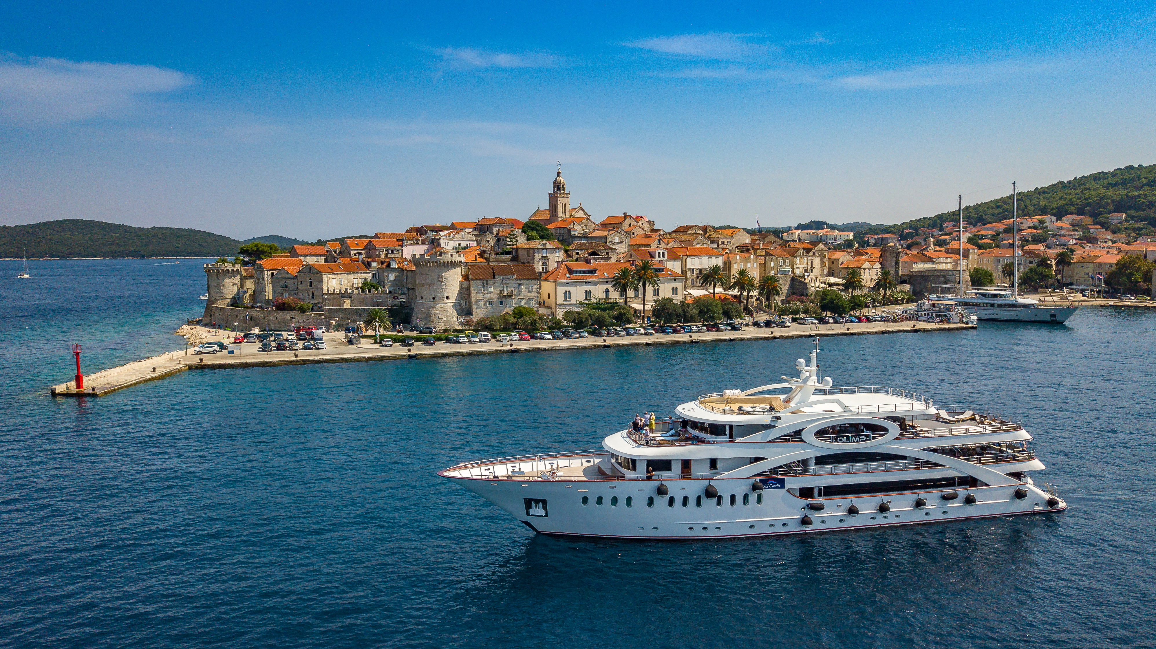 Sail Croatia Elegance Cruises in April