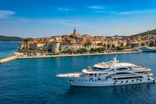 Sail Croatia Elegance Cruises in April