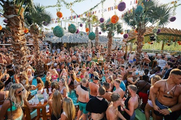 croatian_islands_you_need_to_visit_if_youre_looking_to_party_3_07228861aa