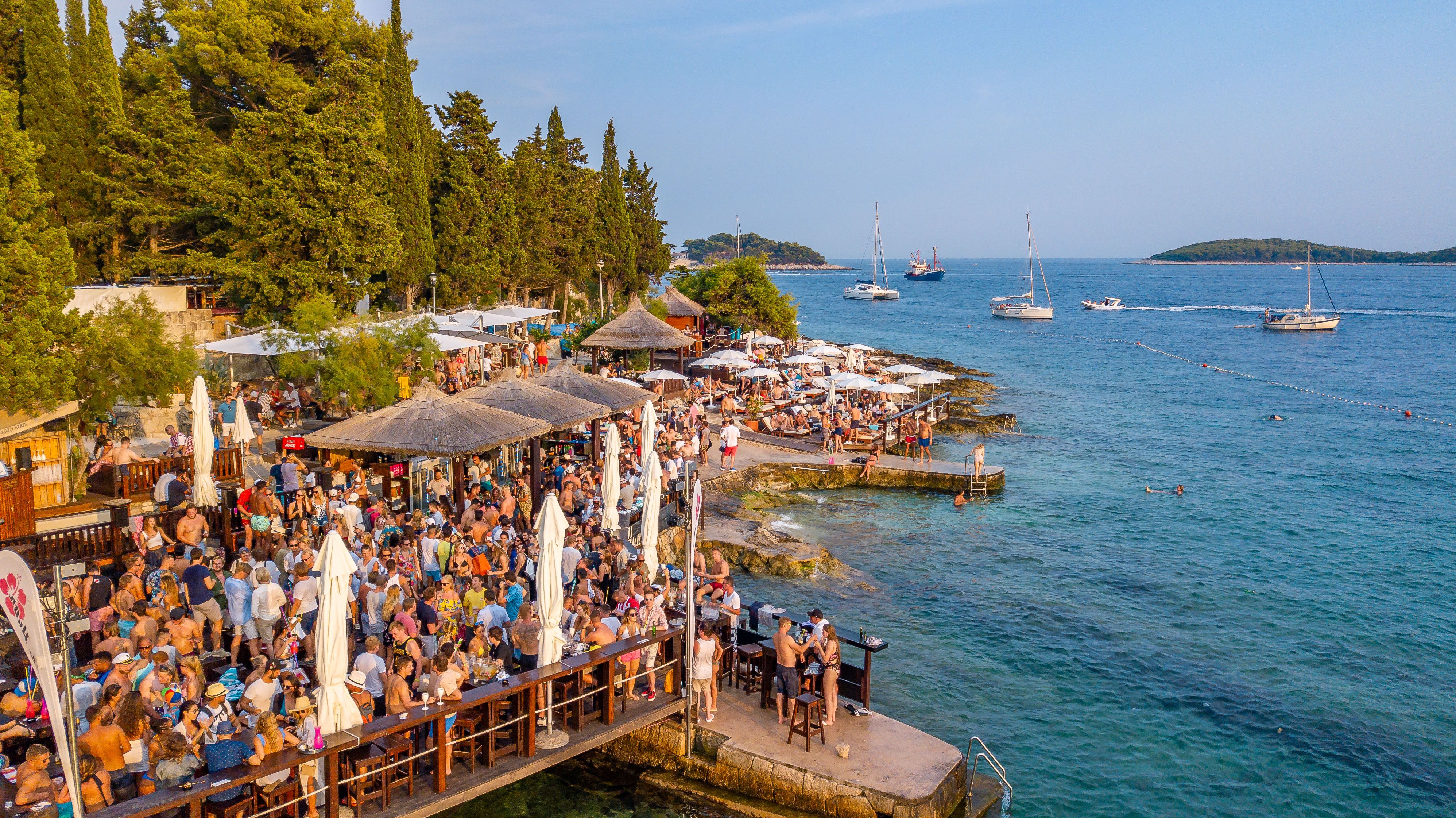 croatian_islands_you_need_to_visit_if_youre_looking_to_party_4_f86cb3ab7a