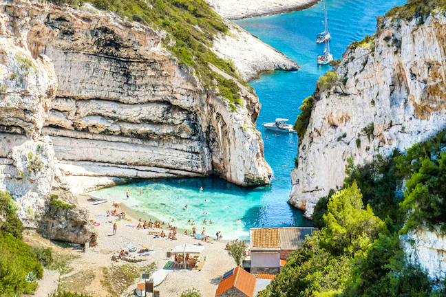 croatias_best_beaches_6_50ff33ec5f