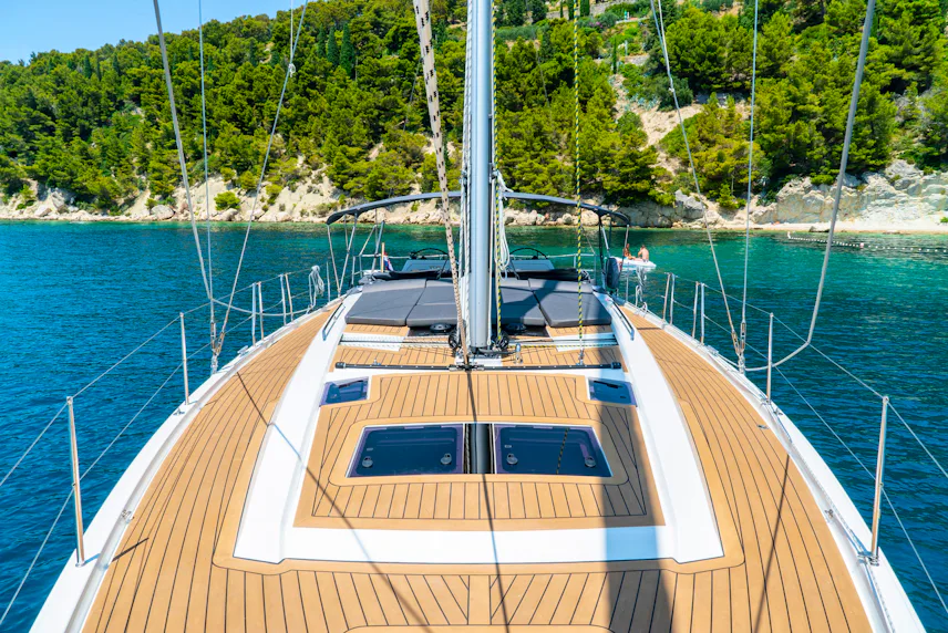 DECK SPACE