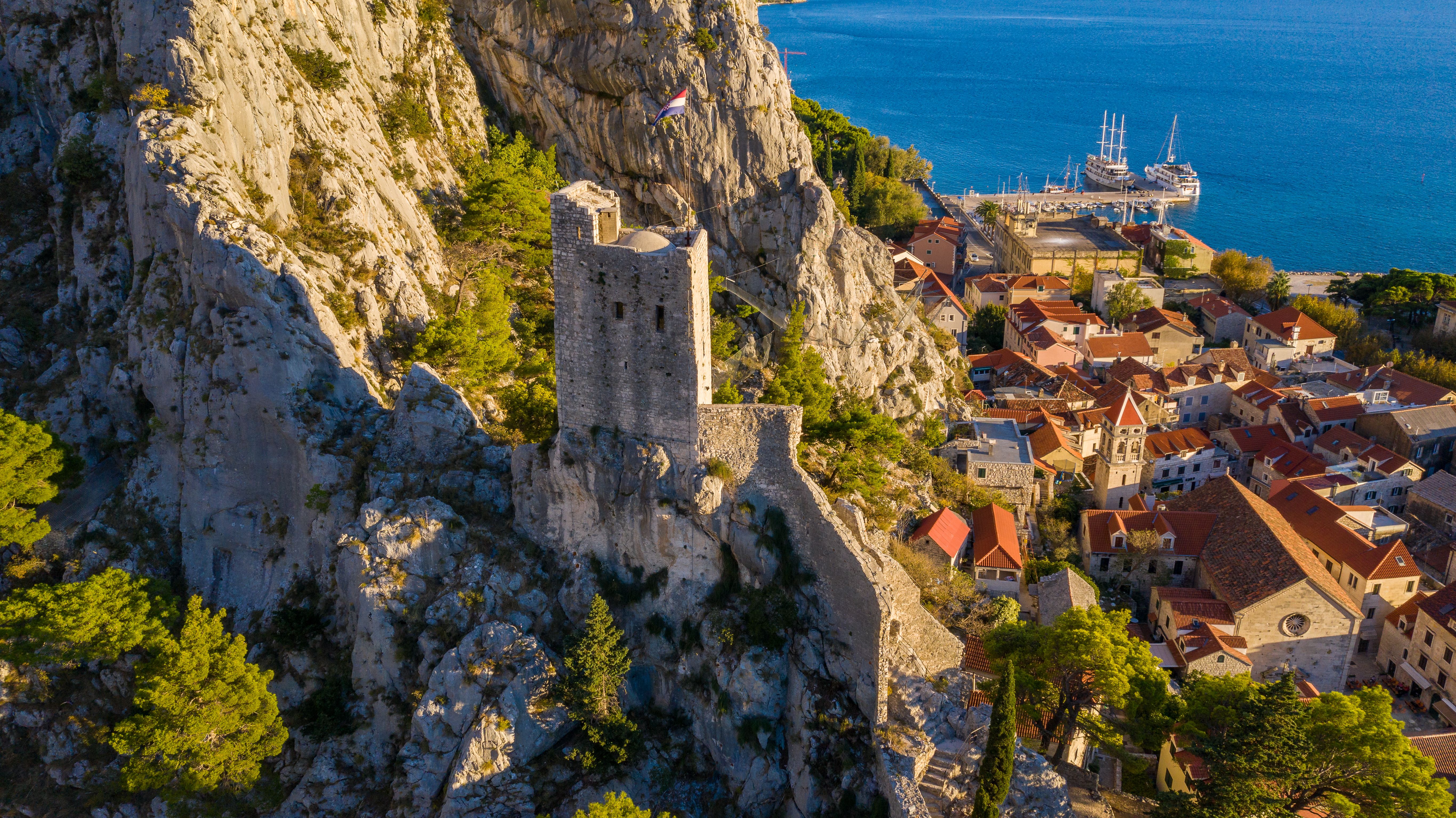 hiking_in_croatia_must_visit_destinations_14_0ac1987f9a