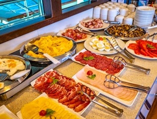 Daily Buffet Breakfast