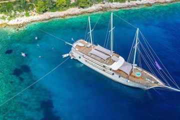 island_hopping_in_croatia_11_513ddc6cfb