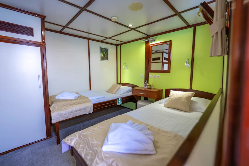 CABINS