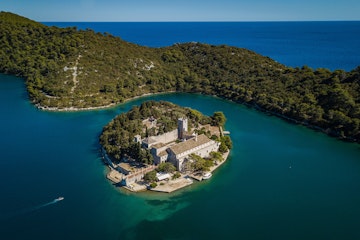 mljet_15_5abdaaf4ce