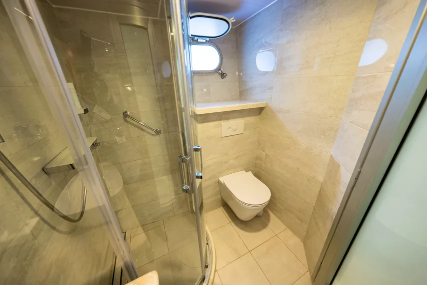 ENSUITES
