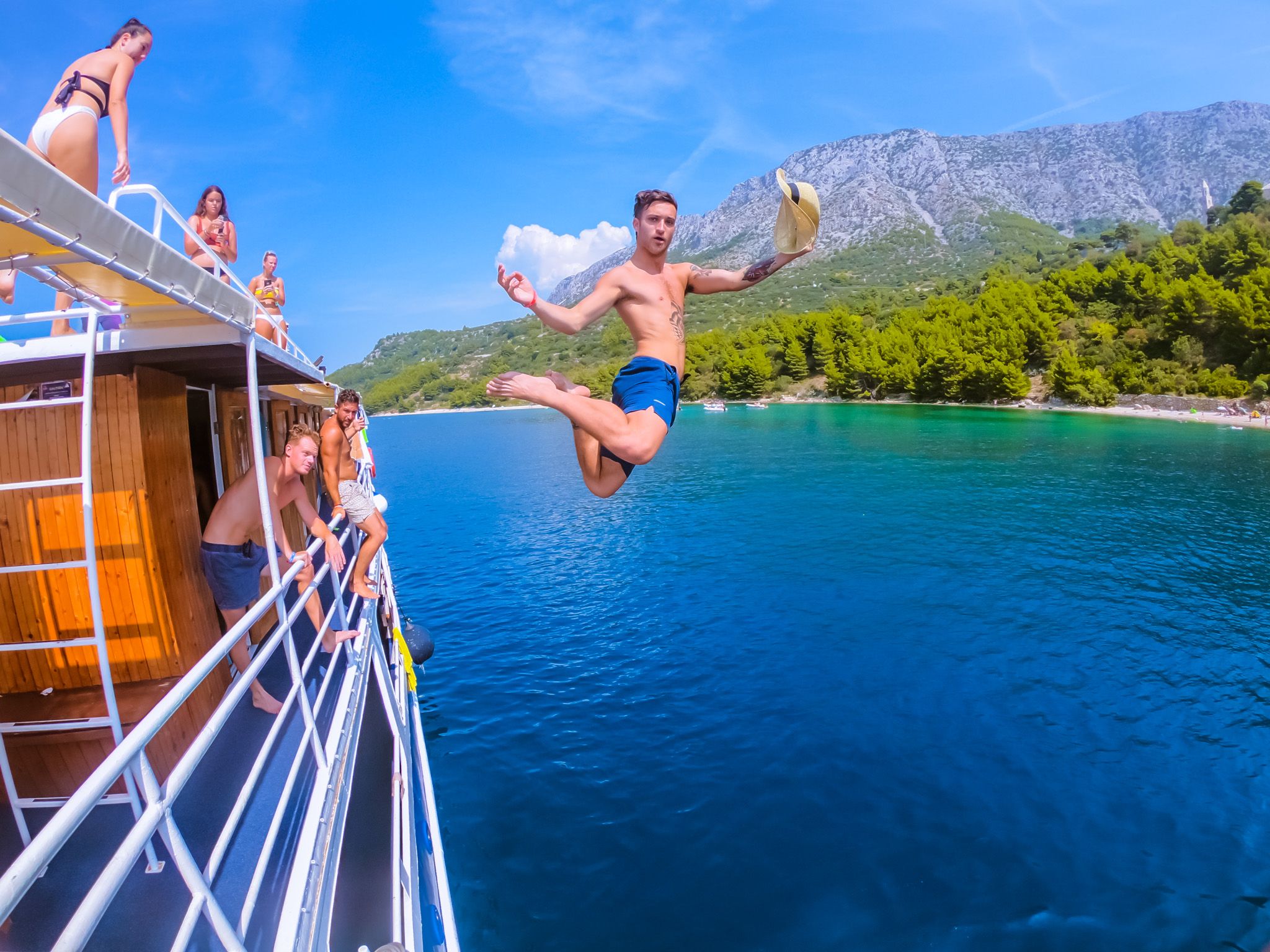 sail_croatia_navigator_the_ultimate_party_cruise_in_europe_3_e36db20454