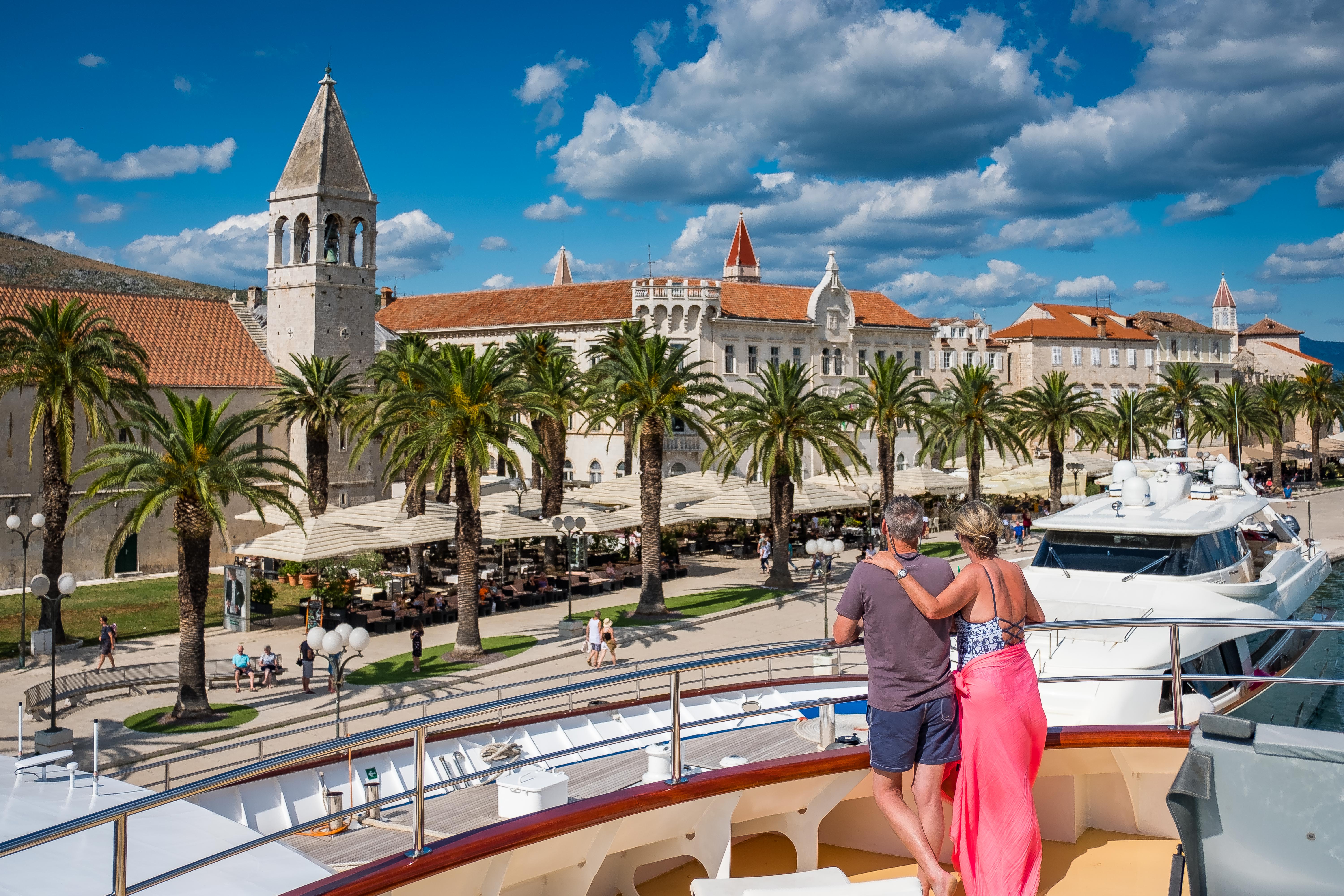 saving_paying_for_your_cruise_tips_and_tricks_3_e026b9e6d8