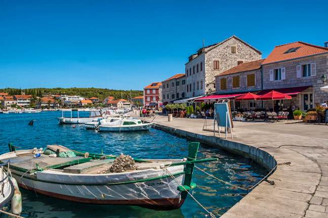 stari_grad_10_50d2cea846