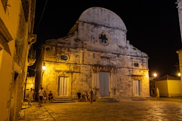 stari_grad_15_2dbd90b195