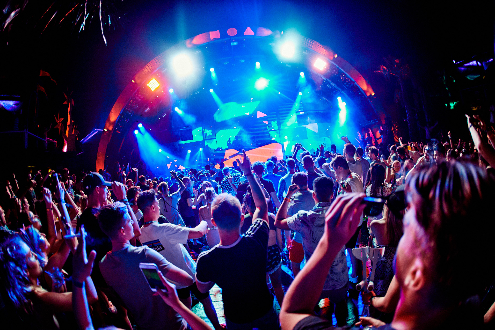 20 Off Greek Island Hopping l Sail Croatia