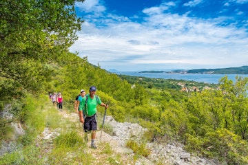 walking_holidays_in_europe_1_ac6759d620