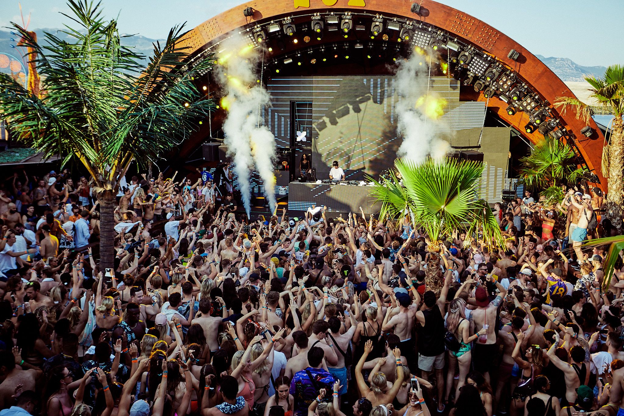 zrce_beach_festival_fiesta_6_3cdc96bc5d