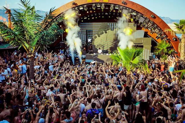 zrce_beach_festival_fiesta_6_3cdc96bc5d